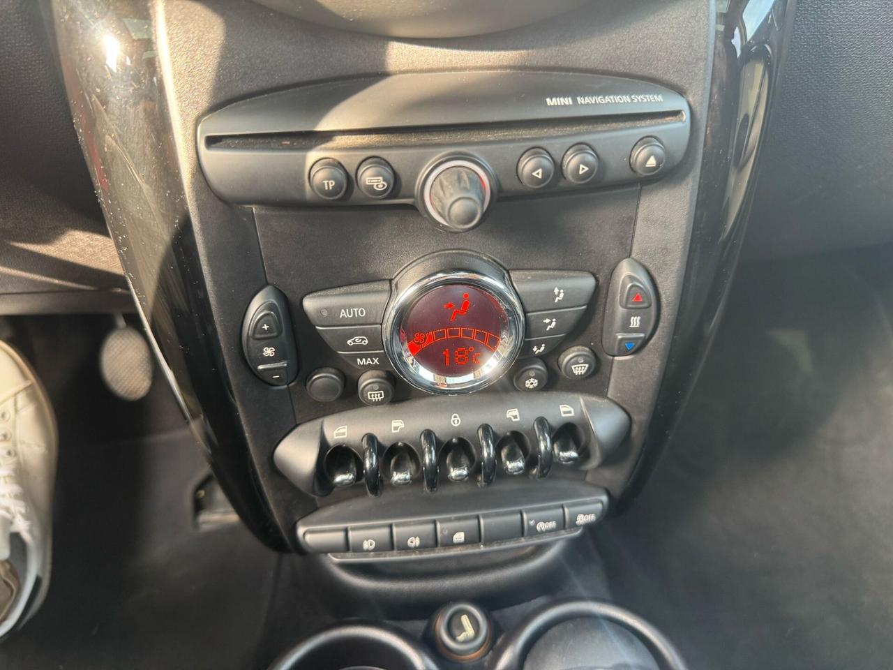Mini 1.6 Cooper D Countryman TETTO APRIBILE