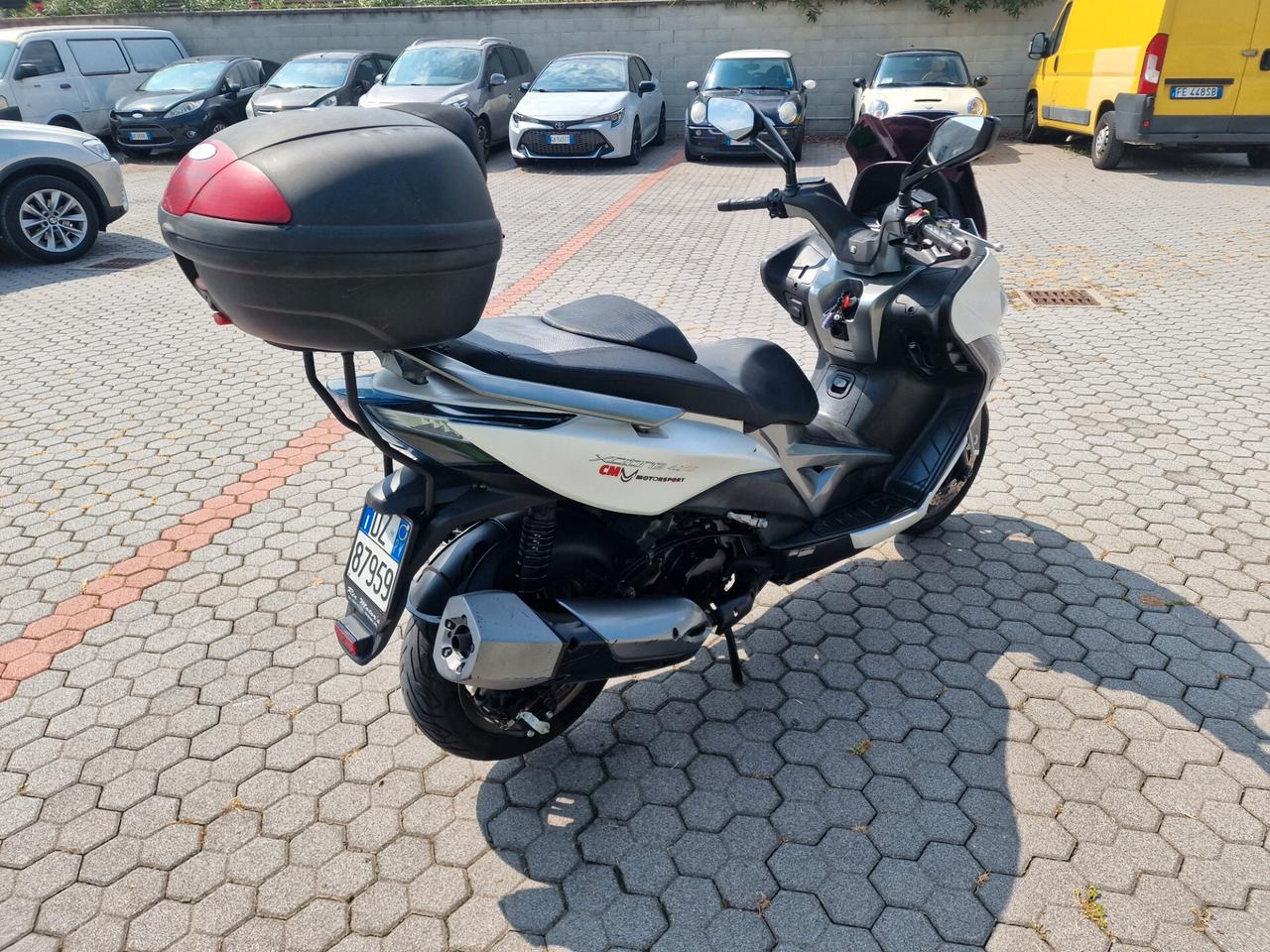 Kymco xiting 400i anno 2013 17000 km