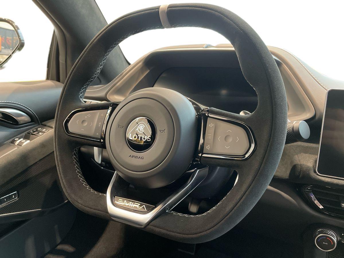 LOTUS EMIRA TURBO SE RACING LINE