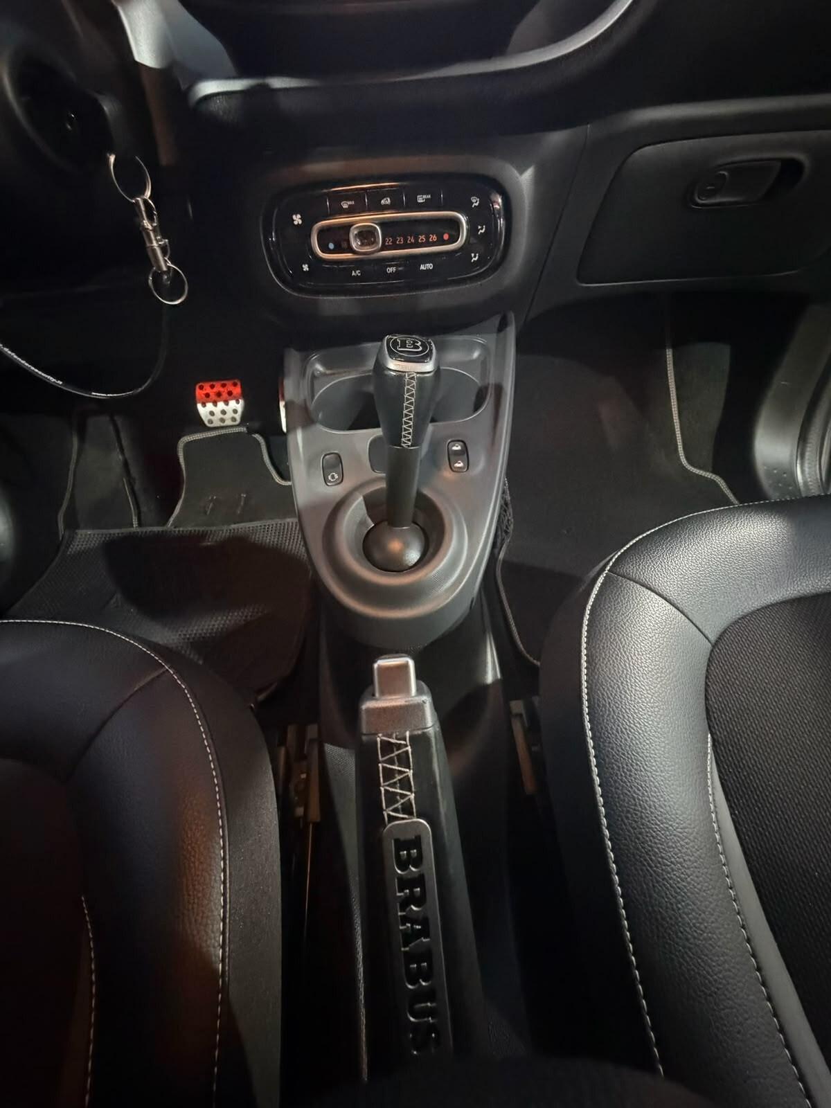 Smart ForFour 90 0.9 Turbo twinamic JBL brabus