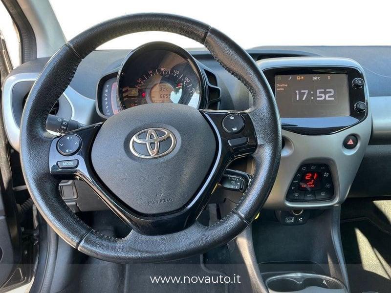 Toyota Aygo 1.0 VVT-i x-play