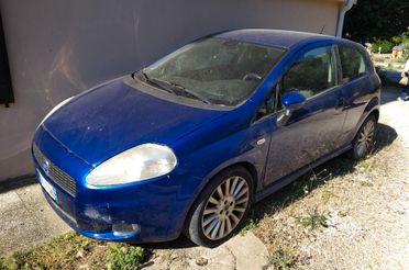 AUTO LOW-COST DA €1.999 A €2.999
