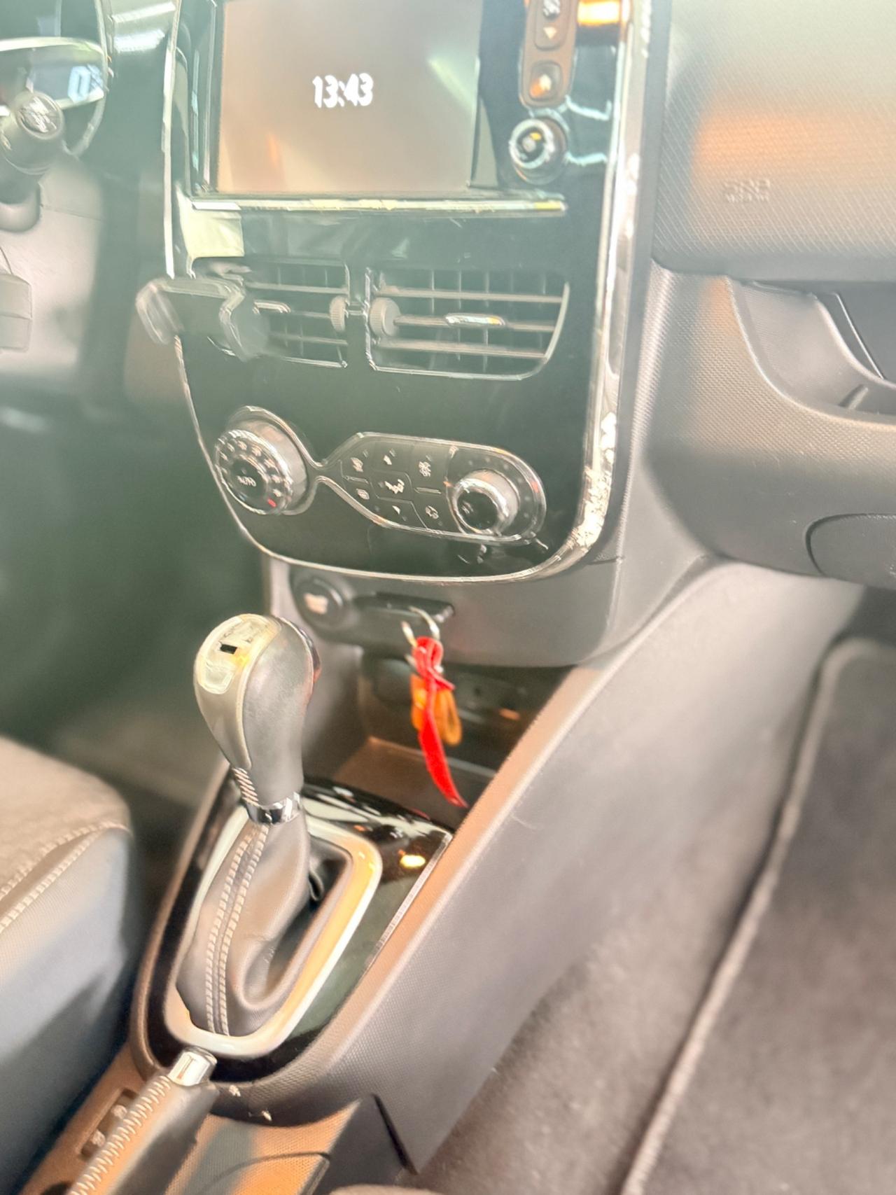 Renault Clio 1.2 TCe 120CV EDC 5P GT