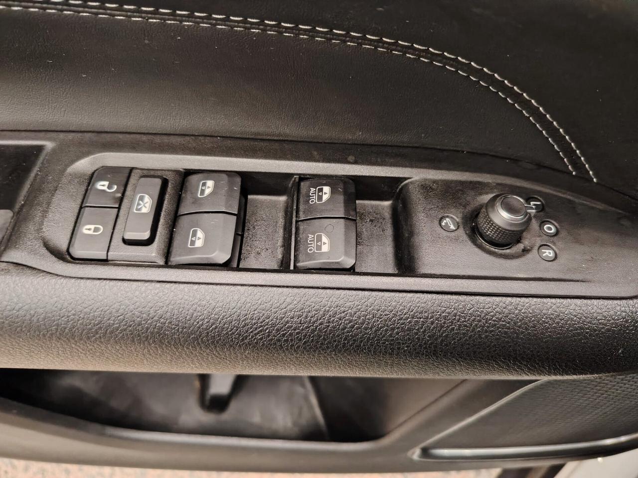 Jeep Compass 1.6 AUTOCARRO N1 / 5 POSTI Multijet II 2WD Limited