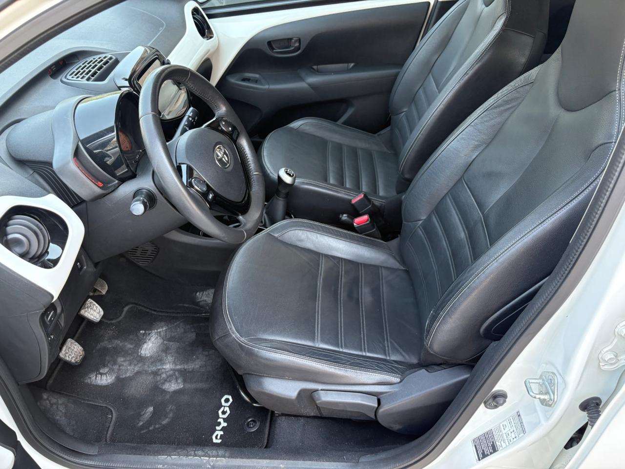 Toyota Aygo 1.0 Benzina 69 CV 5 porte