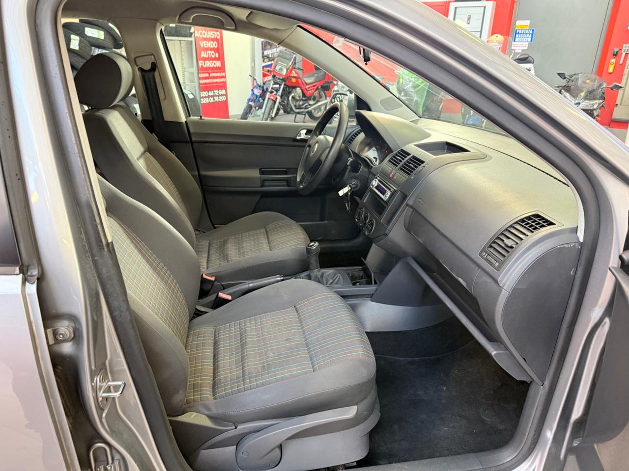 Volkswagen Polo 1.2 5p. Trendline