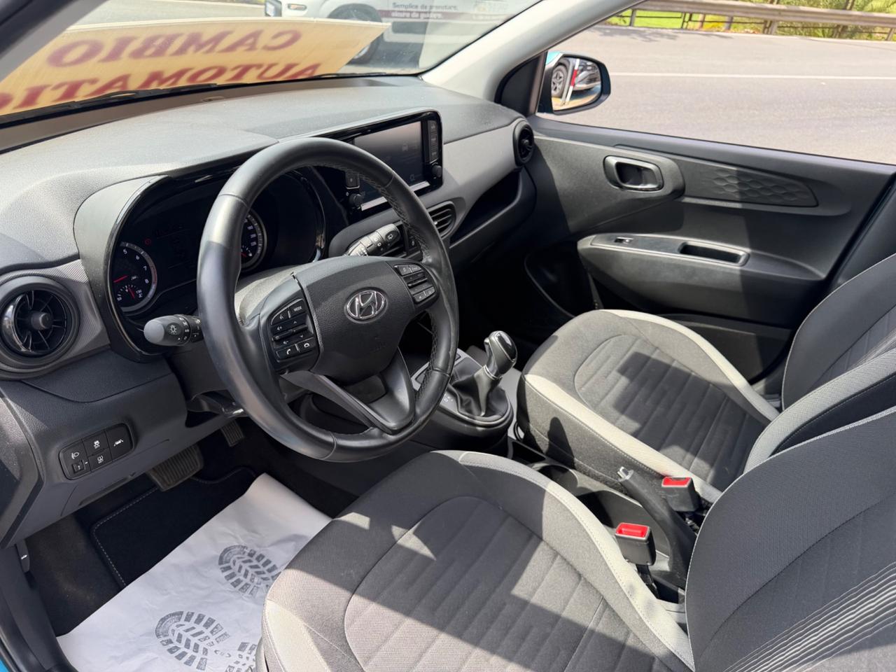 Hyundai i10 1.0 MPI AT Tech