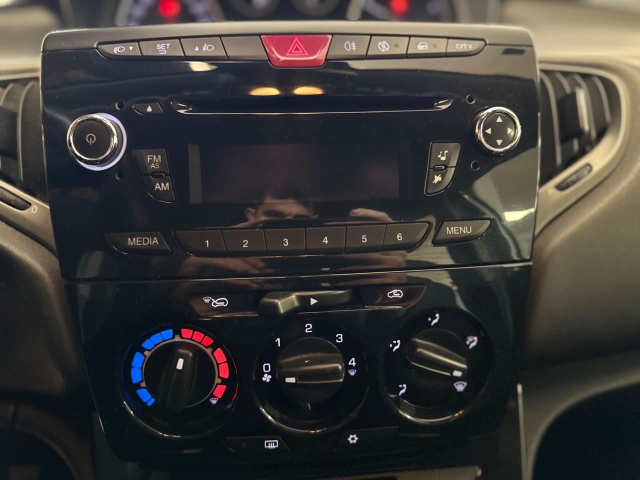 Lancia Ypsilon 1.3 MJT 16V 95 CV 5 porte S&S Platinum