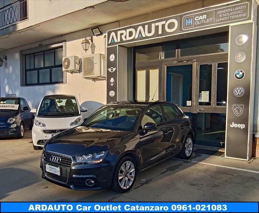 Audi A1 1.6 Tdi 90 cv Ambition S-tronic 5 Pt