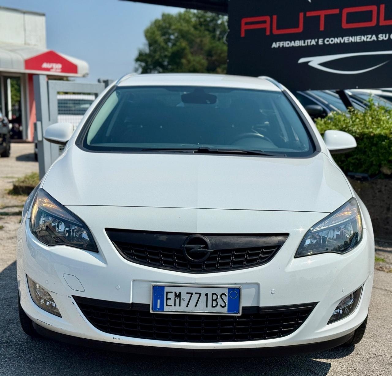 OPEL ASTRA 2.0 CDTI 165CV Sports Tourer aut. Cosmo 139.000KM