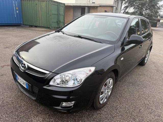 HYUNDAI i30 1.4 16V 109CV 5p.senza nessun lavoro da fare