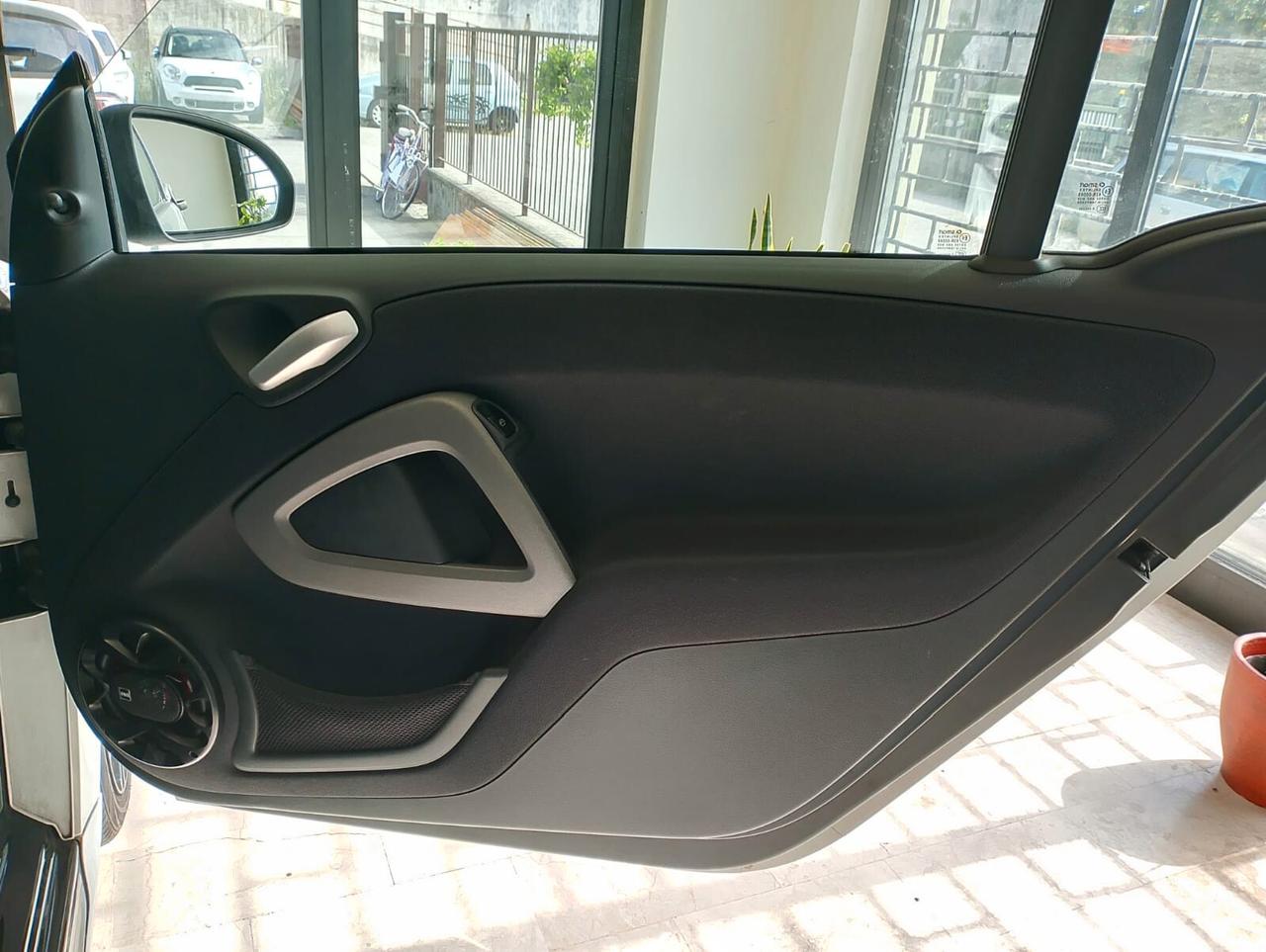Smart ForTwo 1000 52 kW MHD coupé pulse