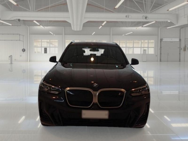 BMW 110 v Inspiring Auto