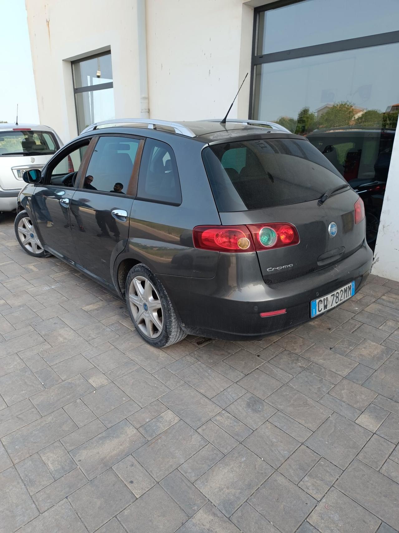 Fiat Croma 1.9 Multijet 150cv cambio automatico PER COMMERCIANTI