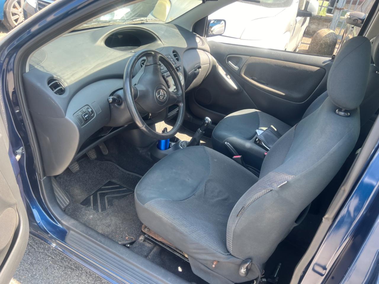 Toyota Yaris 1.0i 16V cat 3 porte Sol Blue