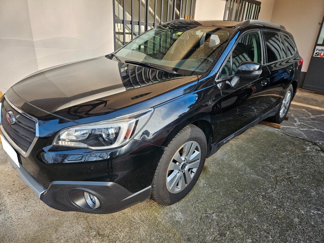 Subaru OUTBACK 2.0d Lineartronic Style