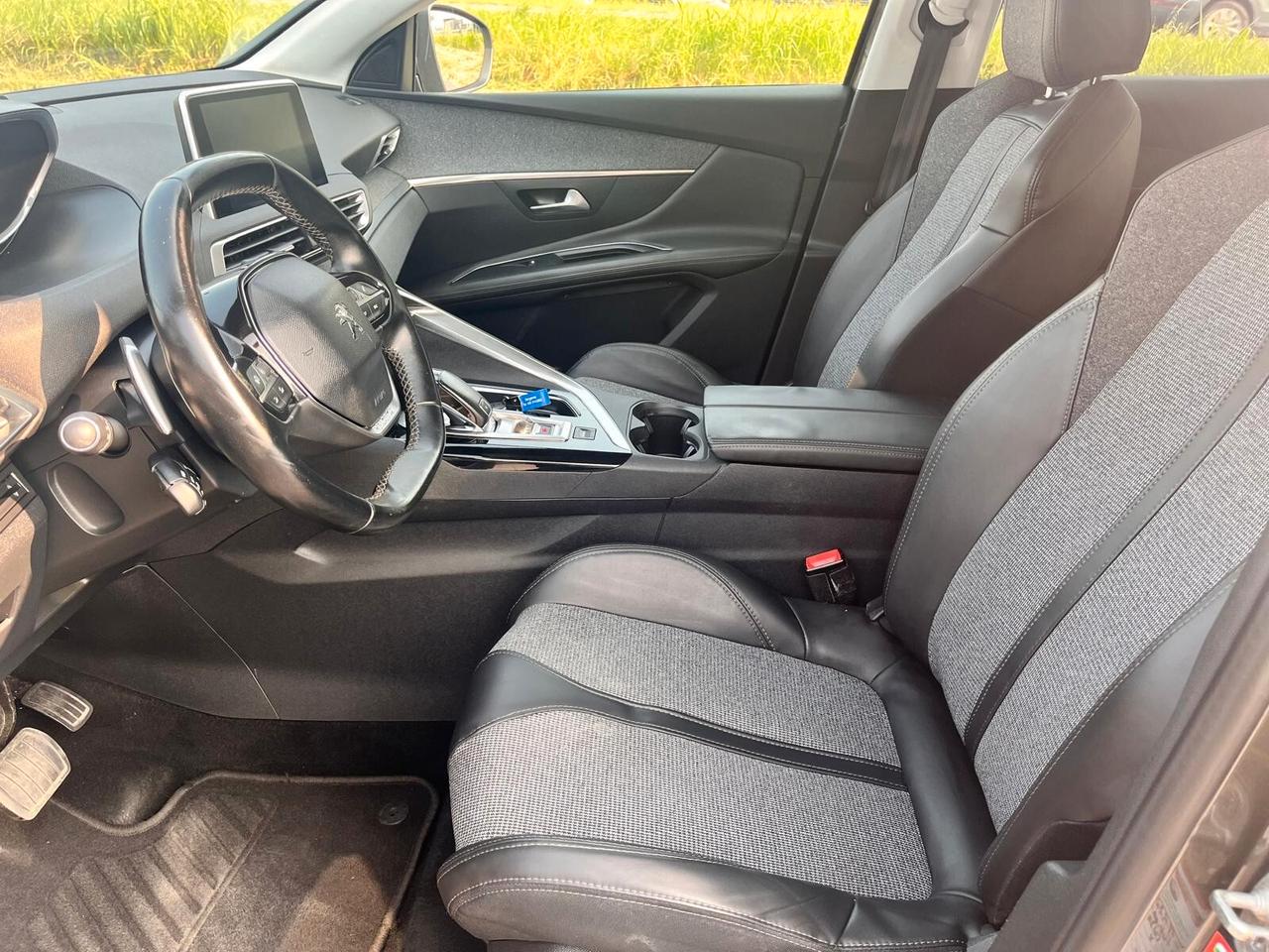 Peugeot 3008 BlueHDi 120 EAT6 S&S Allure