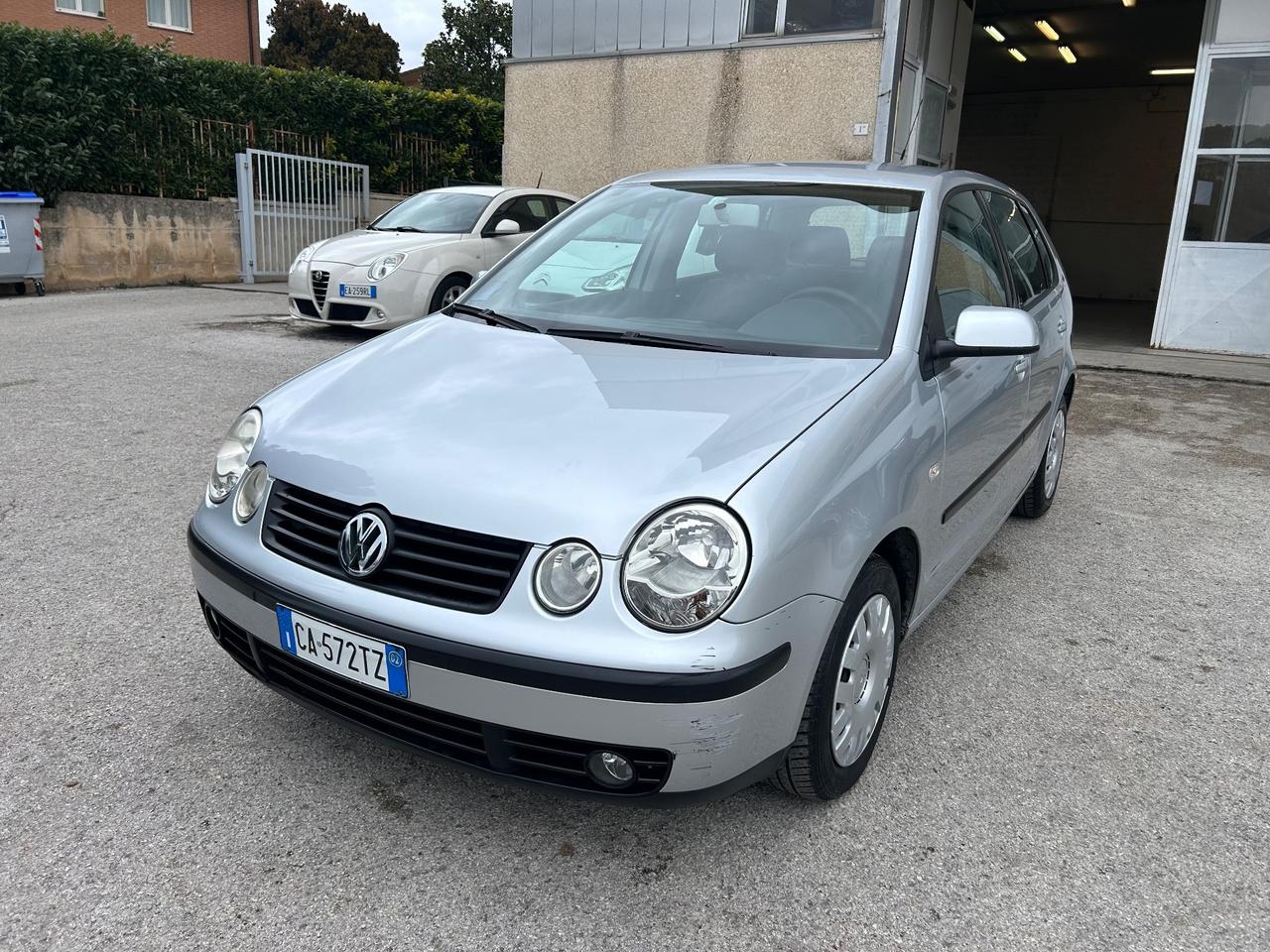 Volkswagen Polo 1.2 12V 5p. Trendline 98000km