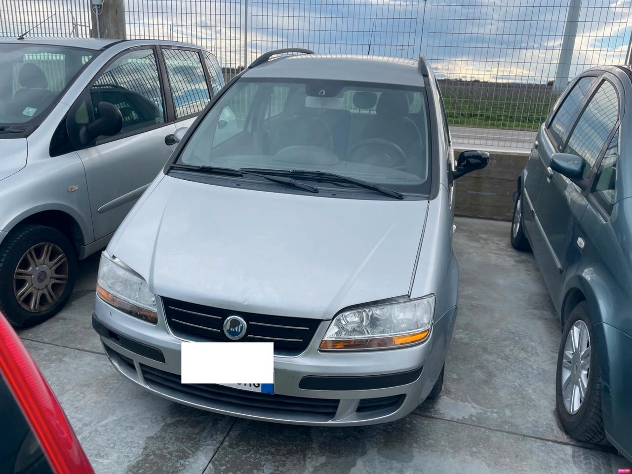 Ford Fiesta Pacchetto auto per commercianti