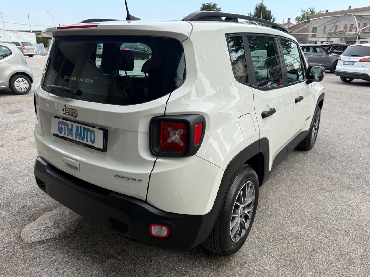 Jeep Renegade -1.0 Benzina 120 cv - Neopatentati