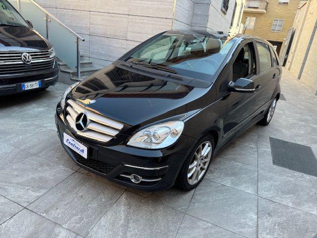 MERCEDES-BENZ B 180 CDI Sport