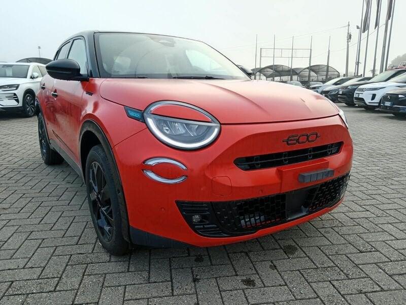FIAT 600 1.2 Hybrid 145cv Sport