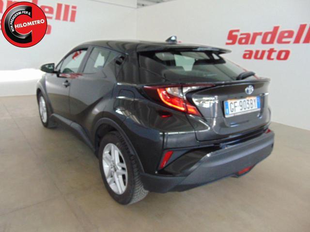 TOYOTA C-HR 1.8 Hybrid E-CVT Business