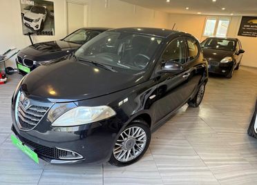 Lancia Ypsilon 0.9 GPL BEZINA NEOPATENTATI