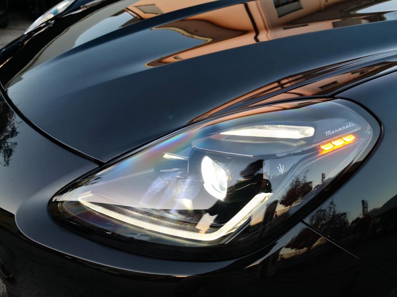 Maserati Grecale MHEV 330 CV AWD Modena