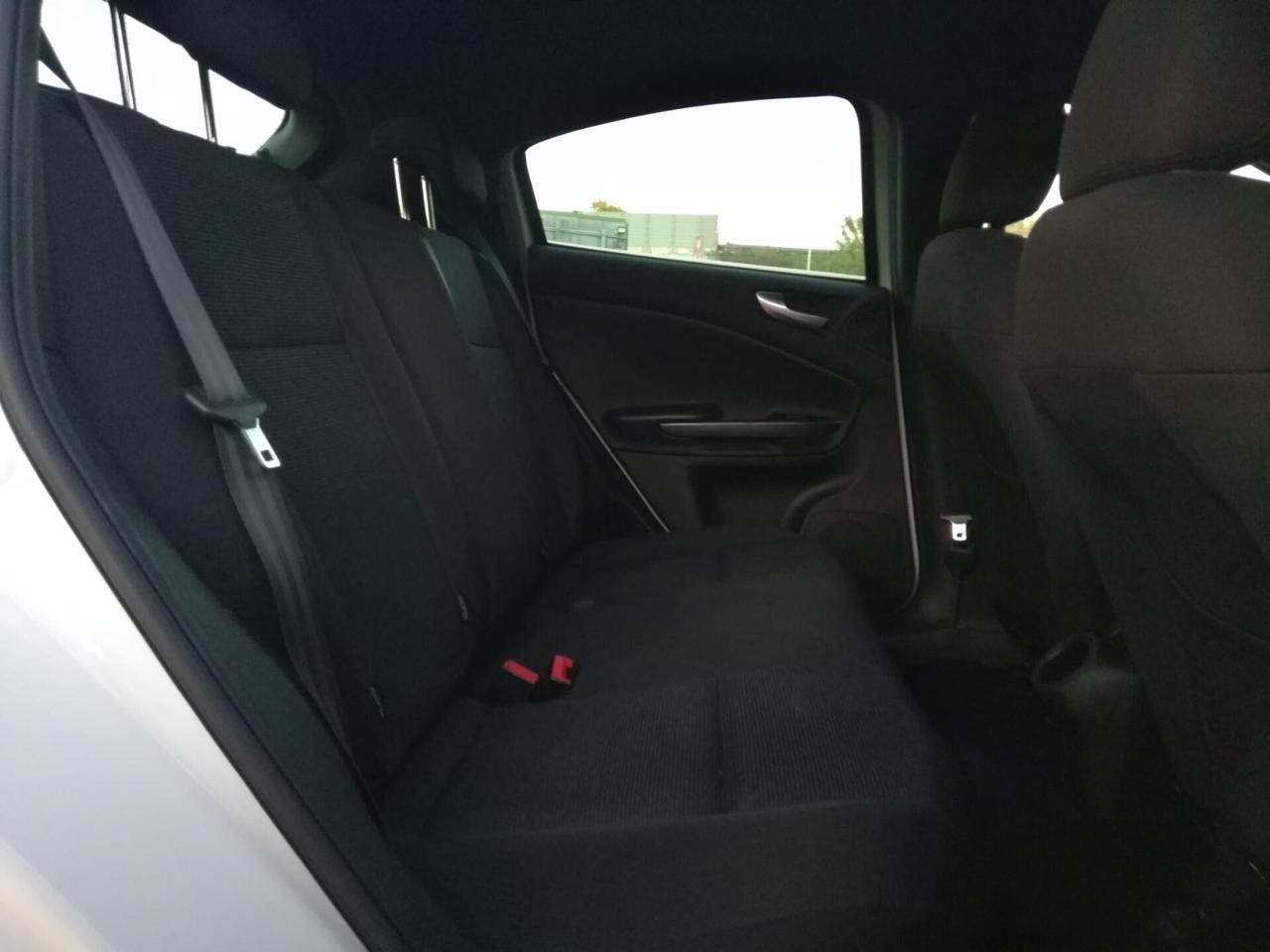 ALFA ROMEO - Giulietta - 1.4 Turbo 120 CV GPL Velo