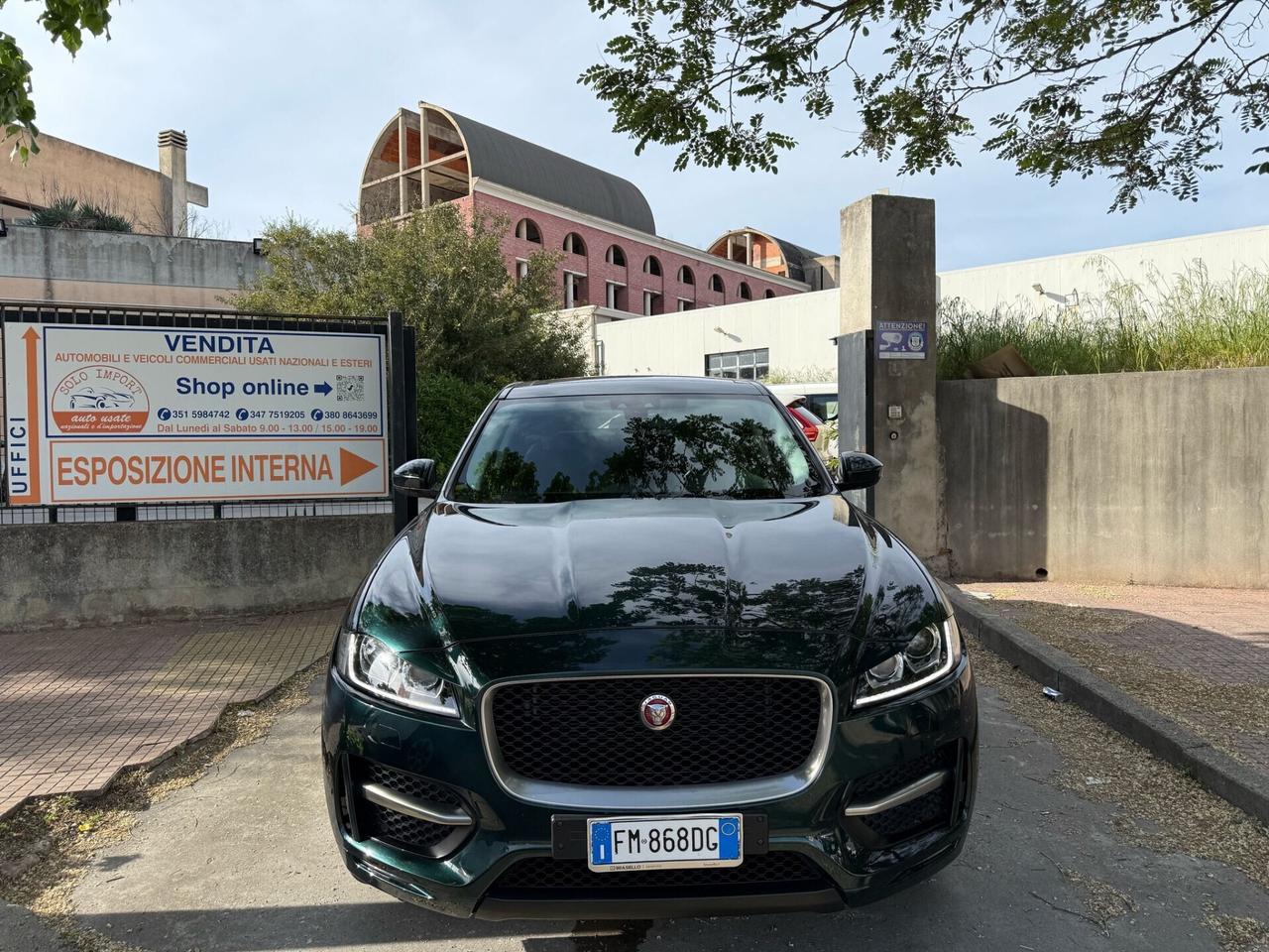 Jaguar F-Pace 2.0 R-Sport AWD 180 HP