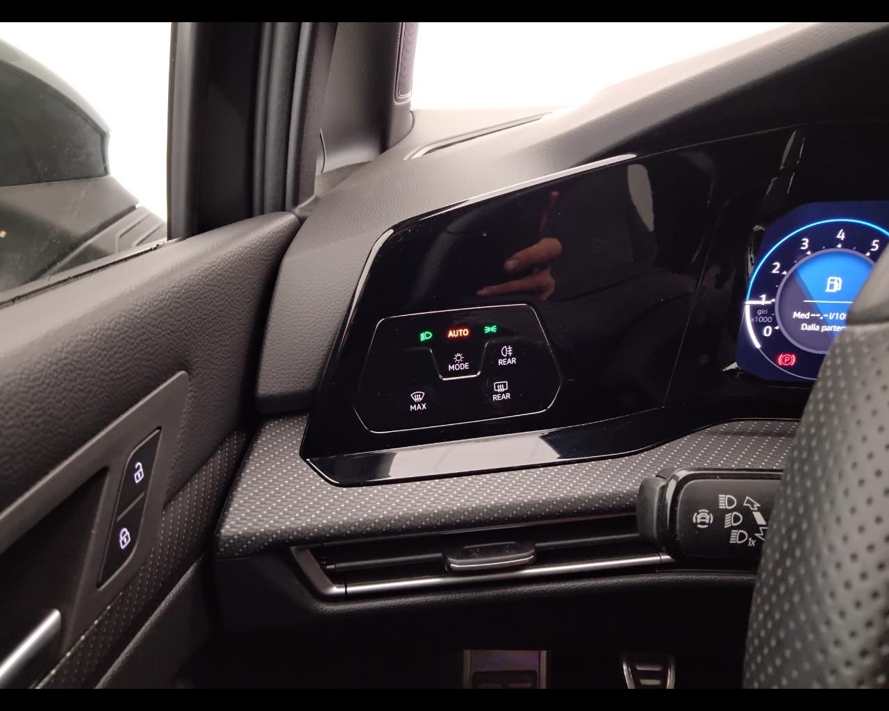 VOLKSWAGEN Golf VIII 2020 - Golf 1.5 tsi evo R-Line 130cv