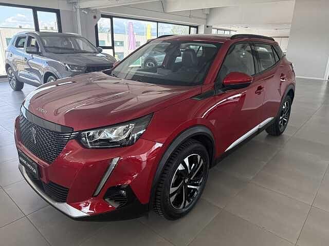 Peugeot 2008 1.2 PureTech 100 CV Allure