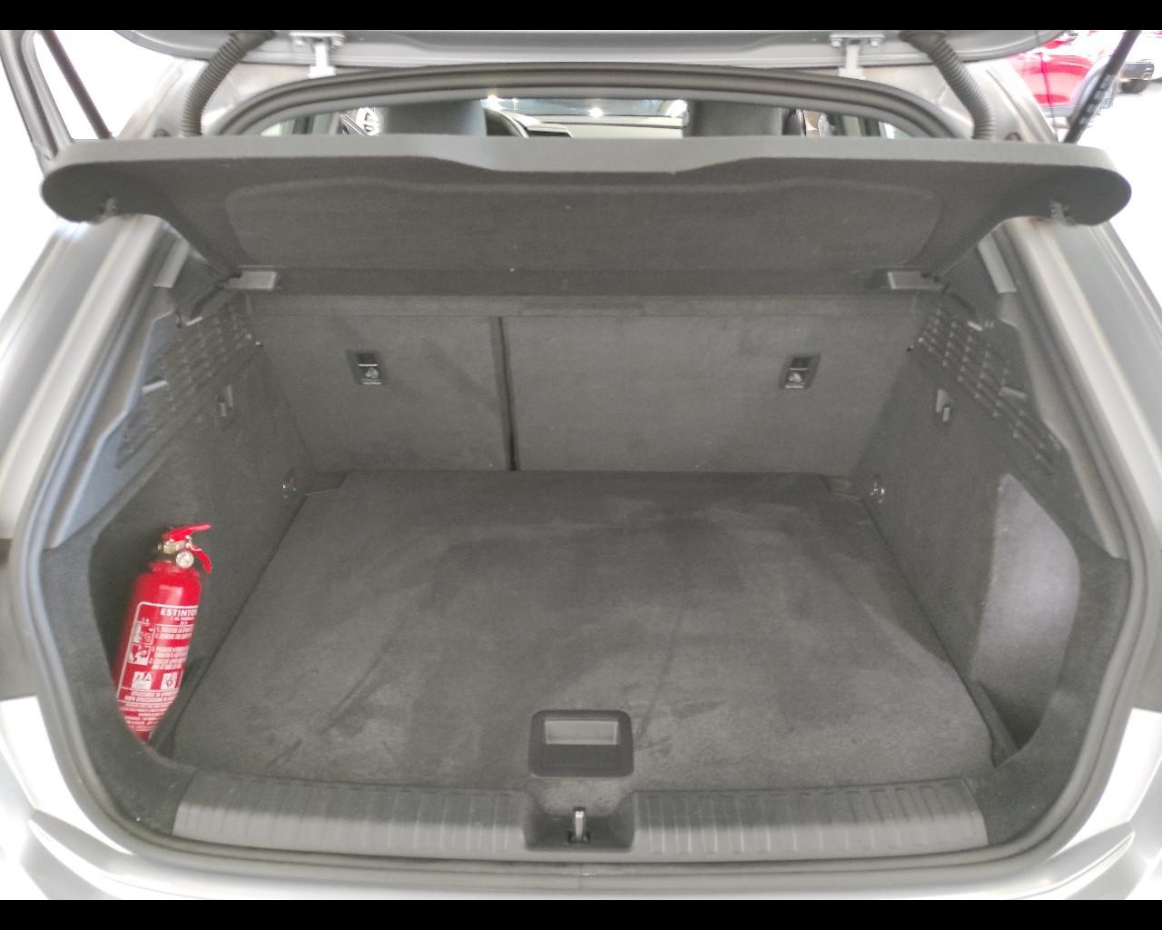 AUDI A3 4ª serie - A3 SPB 40 TFSI e S tronic Business
