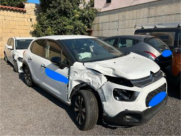 Citroen C3 PureTech 100 S&S Max sinistrata incidentata