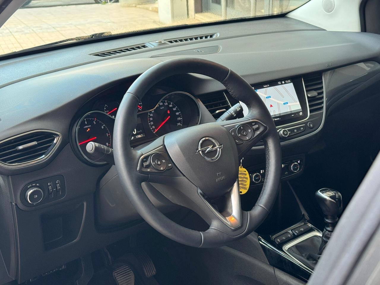 Opel Crossland 1.2 Elegance 130 cv