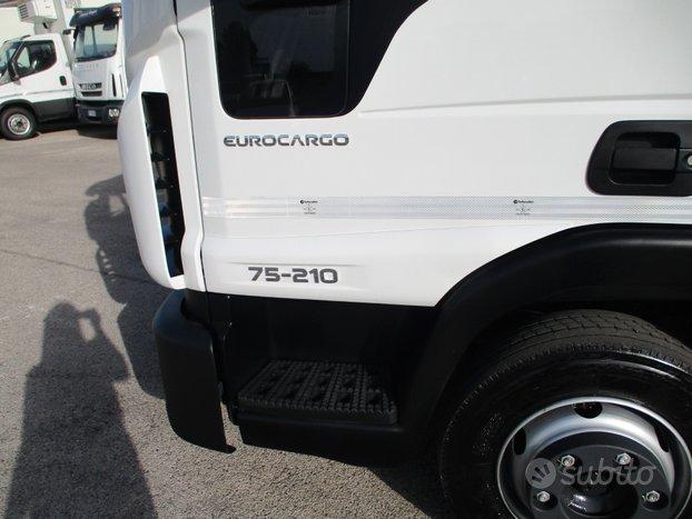 Iveco EUROCARGO 75-21 210CV E6 FURGONE 6M+PEDANA 2