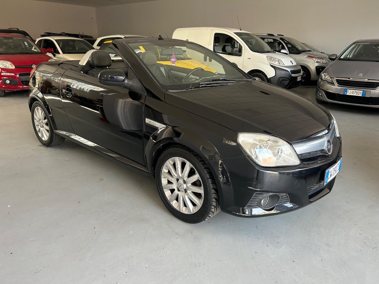 Opel Tigra TwinTop 1.4 16V Sport