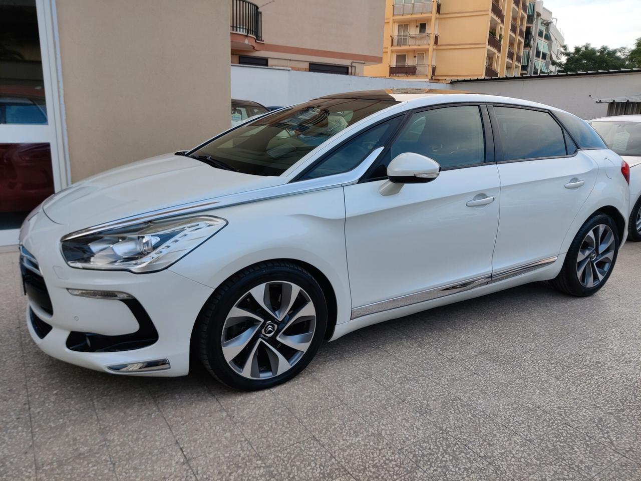 Ds DS5 5 2.0 HDi Sport Chic
