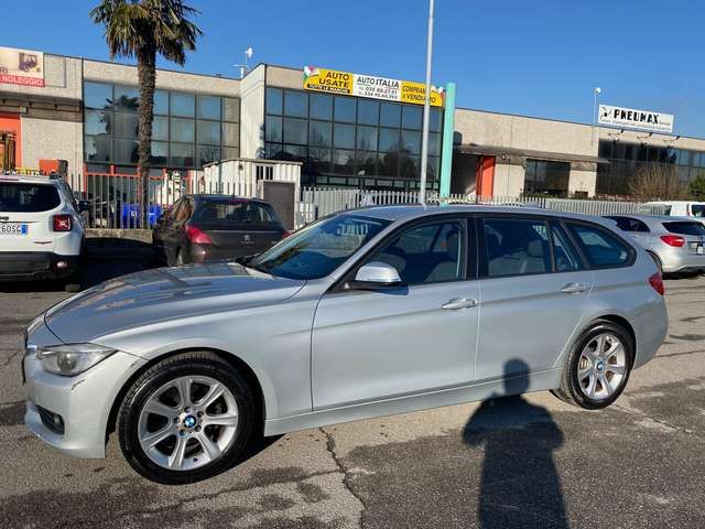 BMW 320 Touring Business auto*EURO5*NAVI*CERCHI