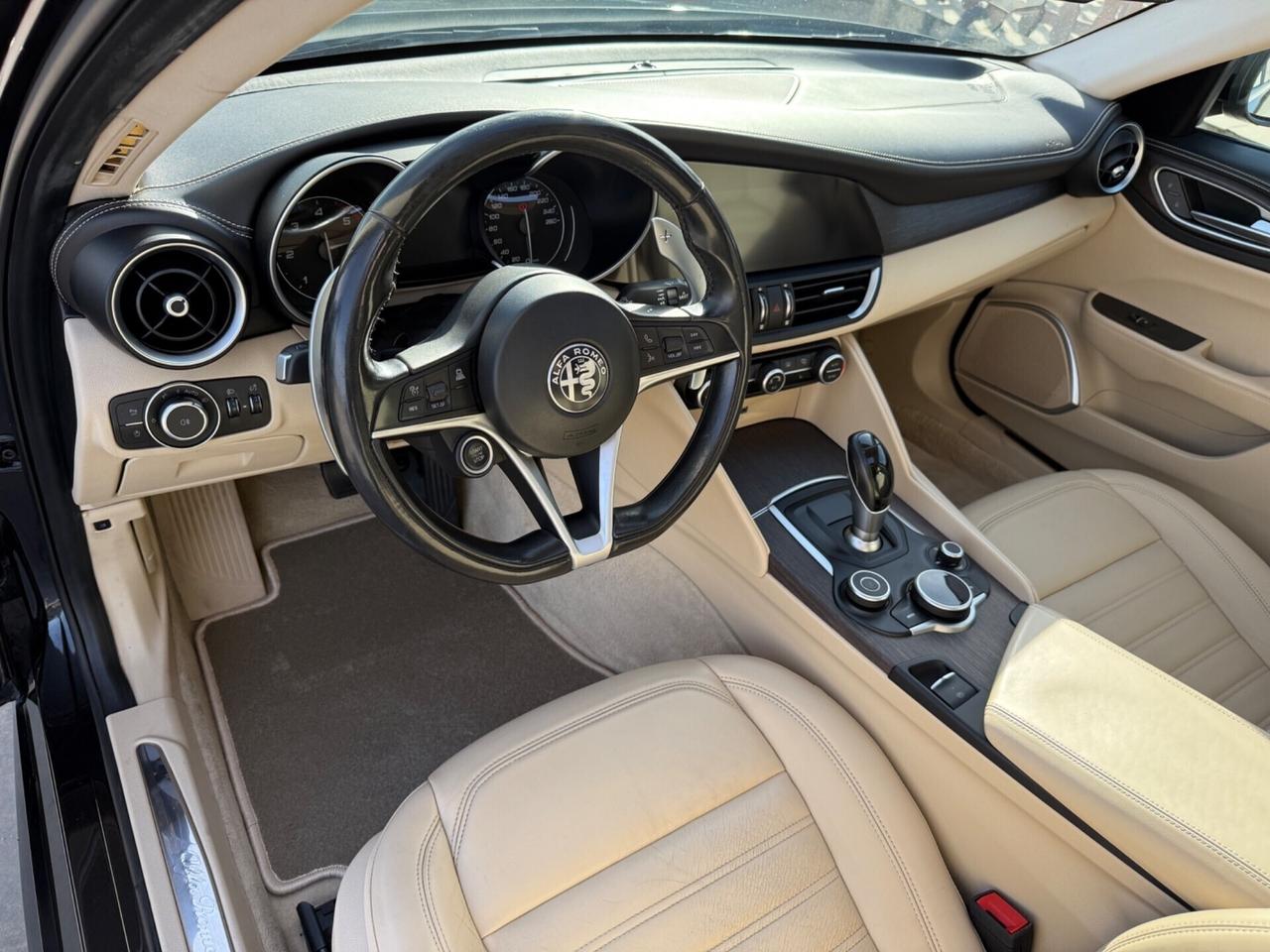 Alfa Romeo Giulia 2.2 TDI 190CV AT8 Tetto apribile