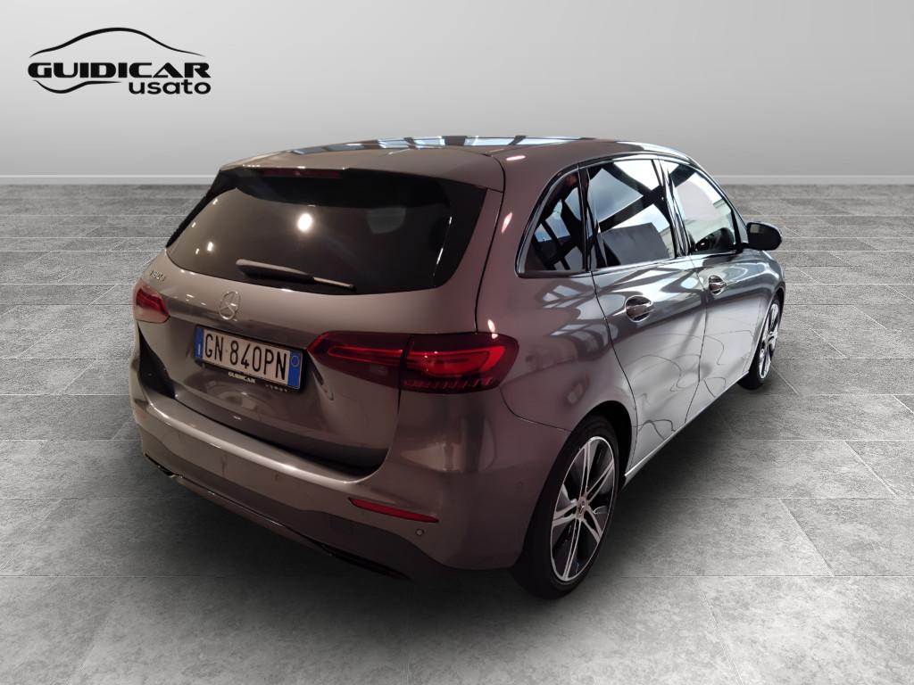 Mercedes-Benz Classe B - W247 2023 - B 180 d Progressive Advanced auto