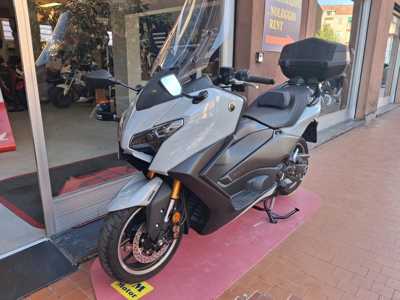 Yamaha T Max 560 TECH