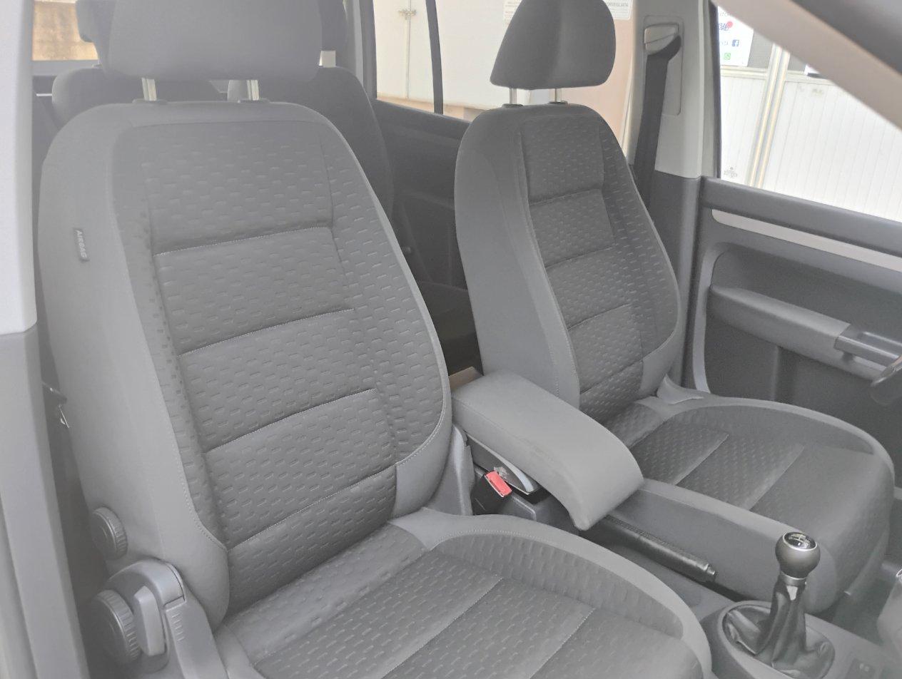 Volkswagen Touran 2.0 tdi Highline