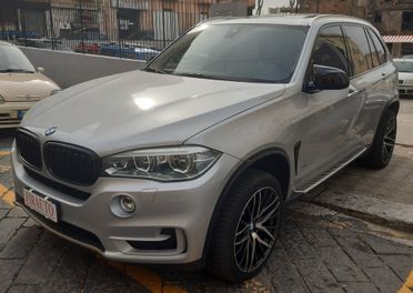 Bmw X5 xDrive40d Luxury 7 POSTI