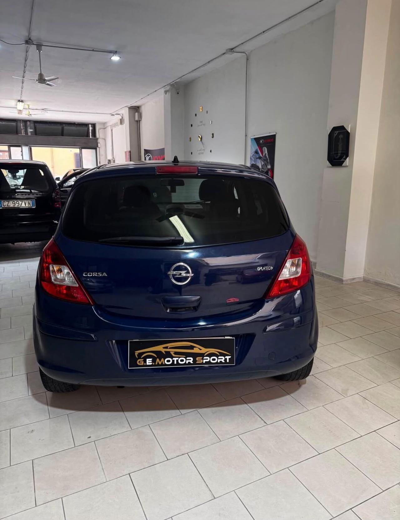 Opel Corsa 1.2 85CV 5 porte GPL-TECH Elective