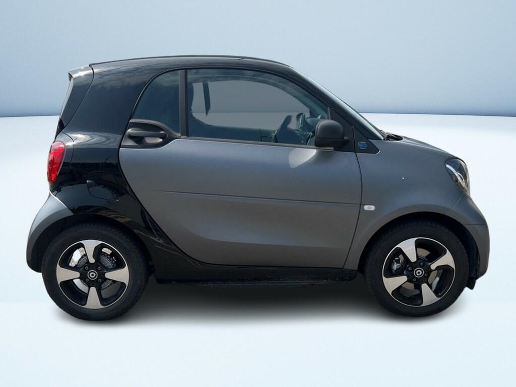 Smart fortwo 22kW EQ Ushuaia Silver Matt