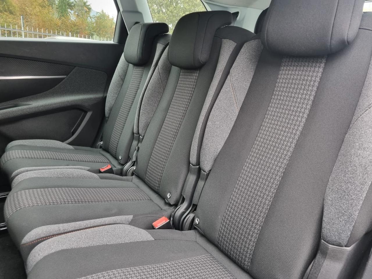 Peugeot 5008 BlueHDi 130 S&S EAT8 Business PROMO!