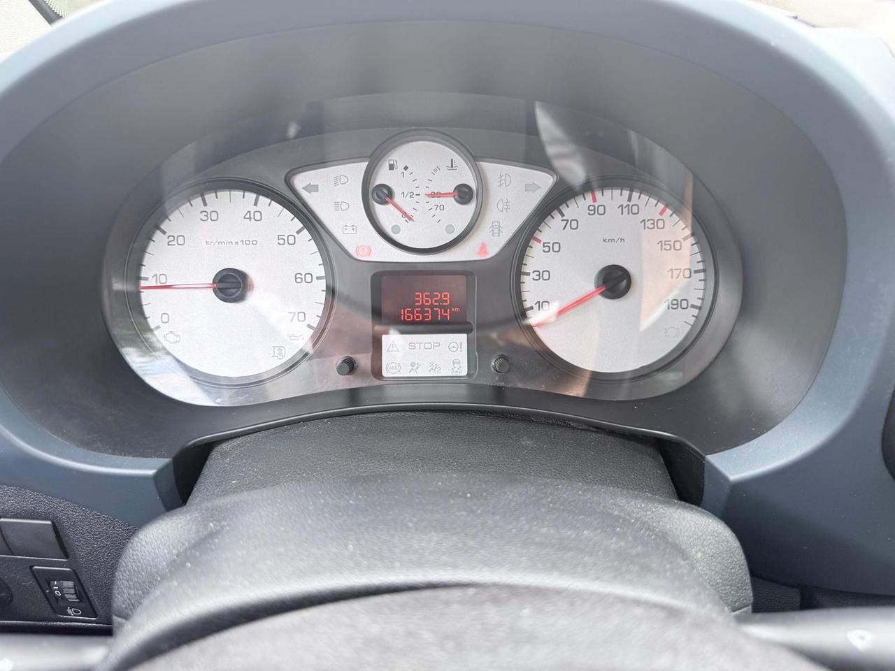 Peugeot Partner Tepee 1.6 110CV Outdoor