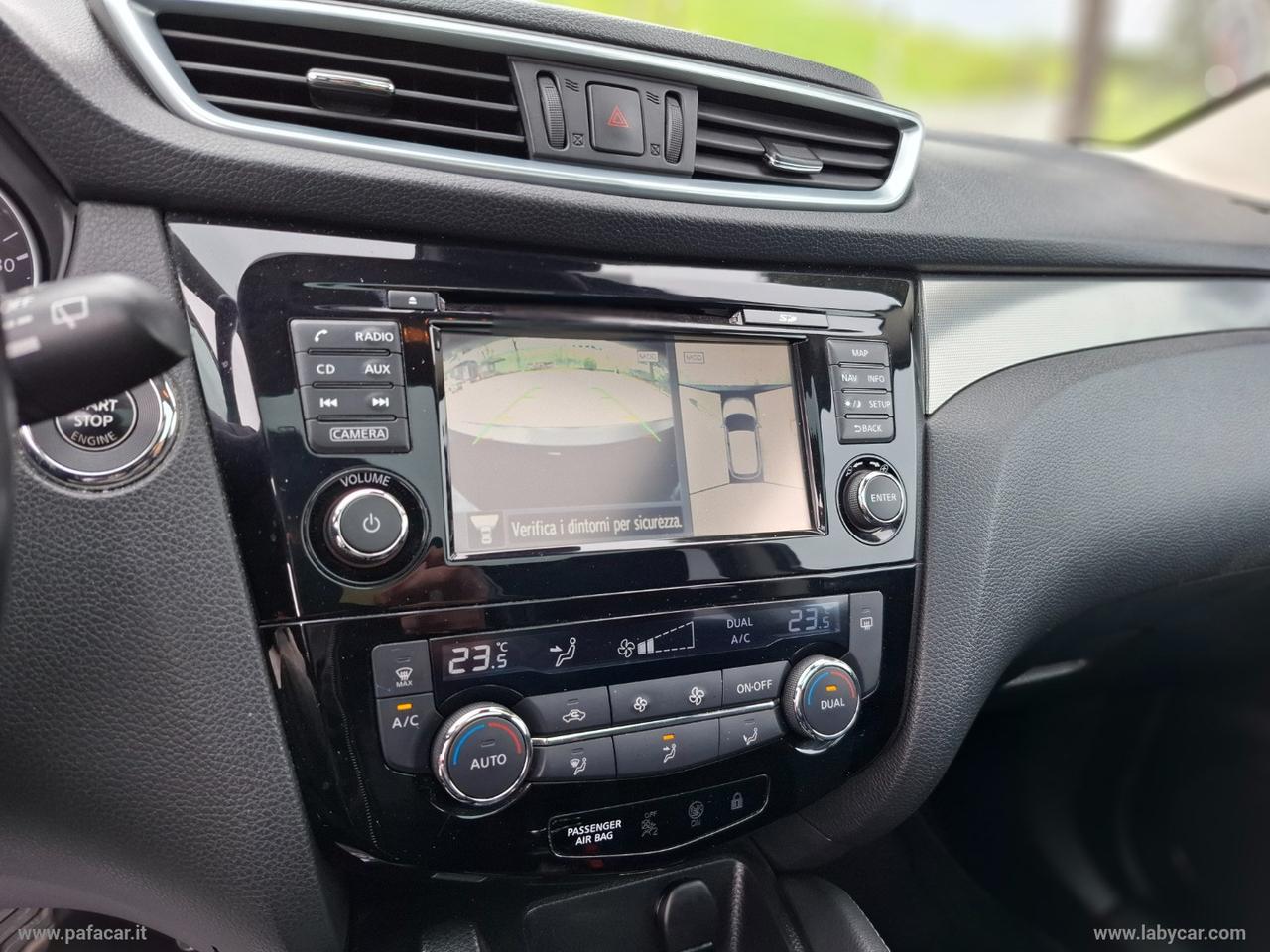 NISSAN Qashqai 1.5 dCi N-Connecta